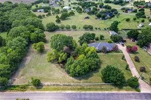 511 Farrar Rd, Waxahachie, TX 75165 - Photo 1