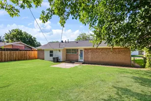 1213 Fairmont St, Irving, TX 75062 - Photo 26