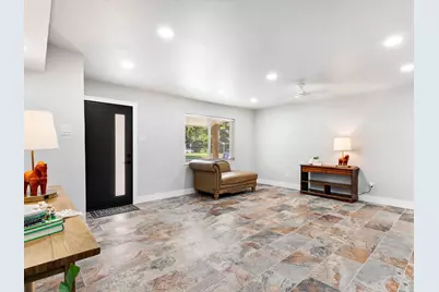 1213 Fairmont Street, Irving, TX 75062 - Photo 2