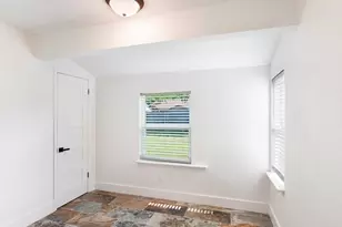 1213 Fairmont St, Irving, TX 75062 - Photo 6
