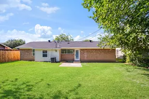 1213 Fairmont St, Irving, TX 75062 - Photo 30