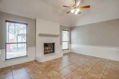 736 High Crest Drive, Azle, TX 76020 - Photo 10