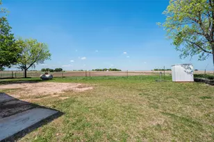 3949 Co Rd 302, Muenster, TX 76252 - Photo 24