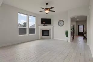 3207 Woodford Dr, Mansfield, TX 76084 - Photo 10