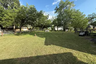 601 SW 2nd St, Kerens, TX 75144 - Photo 22