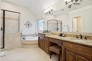 3921 Parker Oaks Dr, Arlington, TX 76016 - Photo 14