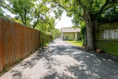 3908 Bandera Drive, De Cordova, TX 76049 - Photo 34