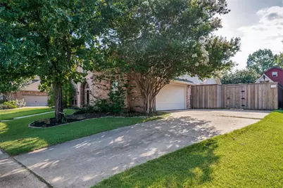 6914 Morningside Way, Sachse, TX 75048 - Photo 2