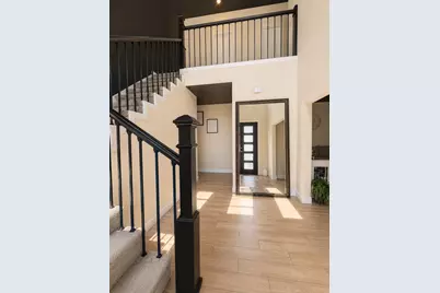 2402 Hunter Hill, Arlington, TX 76012 - Photo 2