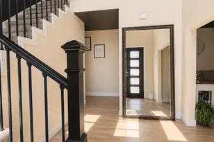 2402 Hunter Hill, Arlington, TX 76012 - Photo 2