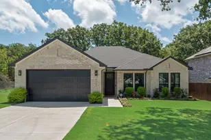 112 Indian Oaks Trail, West Tawakoni, TX 75474 - Photo 1