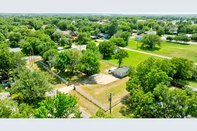 503 Sherman Street, Tioga, TX 76271 - Photo 10