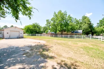 503 Sherman Street, Tioga, TX 76271 - Photo 8