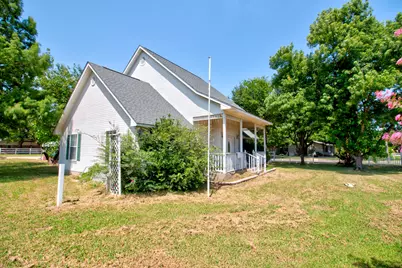 503 Sherman Street, Tioga, TX 76271 - Photo 4