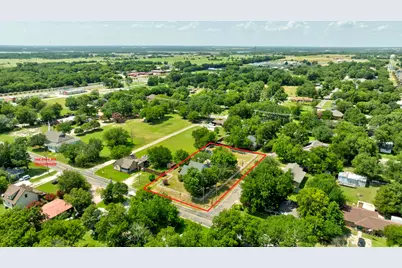 503 Sherman Street, Tioga, TX 76271 - Photo 2
