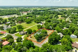 503 Sherman St, Tioga, TX 76271 - Photo 2