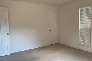 503 Sherman St, Tioga, TX 76271 - Photo 16