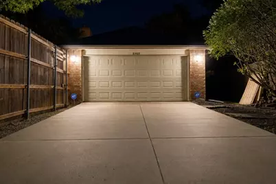8909 Briarwood Drive, Rowlett, TX 75088 - Photo 14