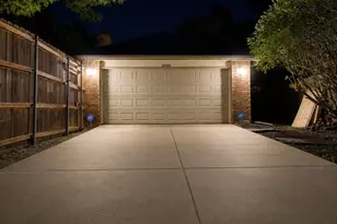 8909 Briarwood Dr, Rowlett, TX 75088 - Photo 14