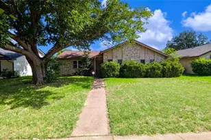 2929 O Henry Dr, Garland, TX 75042 - Photo 2