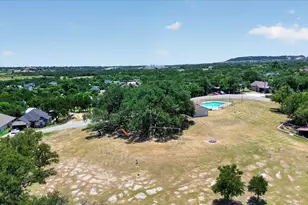 2615 Dove Trail, Granbury, TX 76048 - Photo 36