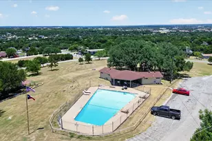 2615 Dove Trail, Granbury, TX 76048 - Photo 34