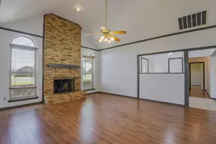 519 Hiwasee Rd, Waxahachie, TX 75165 - Photo 6