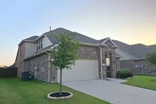 421 Tuscany Dr, Forney, TX 75126 - Photo 2