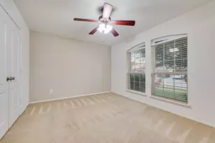 500 Crescent Creek Ln, Fort Worth, TX 76140 - Photo 16