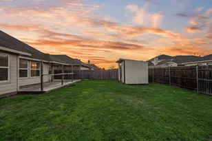 500 Crescent Creek Ln, Fort Worth, TX 76140 - Photo 10