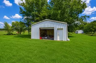 548 Hill County Road 4149, Grandview, TX 76050 - Photo 16