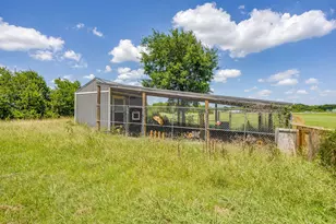 548 Hill County Road 4149, Grandview, TX 76050 - Photo 18