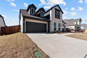 16921 Sandgrass Dr, Justin, TX 76247 - Photo 2