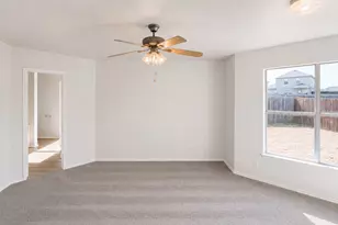 525 Del Mar Dr, Ponder, TX 76259 - Photo 6