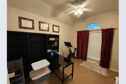 5827 Silver Sage Lane, Grand Prairie, TX 75052 - Photo 4