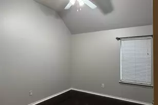 5827 Silver Sage Ln, Grand Prairie, TX 75052 - Photo 18