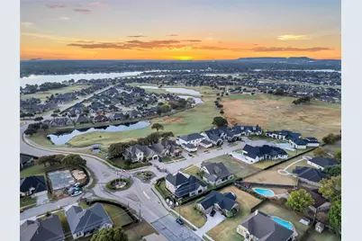 1008 Quarry Court, Granbury, TX 76048 - Photo 40