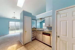 817 Cornfield Dr, Arlington, TX 76017 - Photo 10