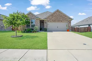 505 Vawter Dr, Van Alstyne, TX 75495 - Photo 2