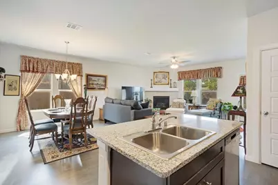 505 Vawter Drive, Van Alstyne, TX 75495 - Photo 10