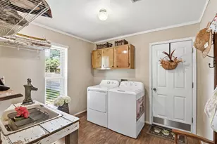 503 Mockingbird St, Bonham, TX 75418 - Photo 32