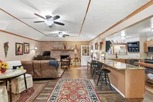 503 Mockingbird St, Bonham, TX 75418 - Photo 4