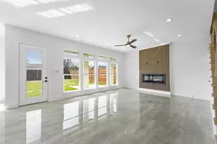 703 Buckalew St, Dallas, TX 75208 - Photo 8