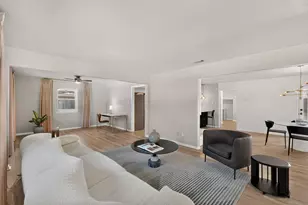 1702 Surrey Cir, Grand Prairie, TX 75050 - Photo 6