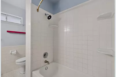 1702 Surrey Circle, Grand Prairie, TX 75050 - Photo 22