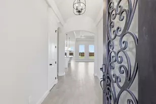 9545 Lynx Xing, Godley, TX 76044 - Photo 6