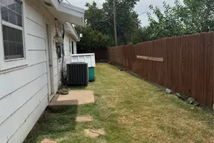 701 N E 3rd St, Knox City, TX 79529 - Photo 36