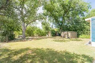 1114 W Dyer St, Breckenridge, TX 76424 - Photo 24