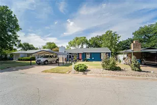 1114 W Dyer St, Breckenridge, TX 76424 - Photo 26