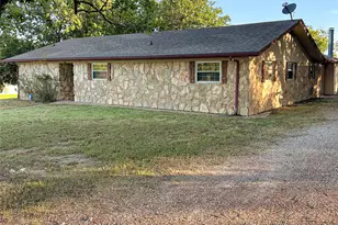 430 Edwards, Dublin, TX 76446 - Photo 2